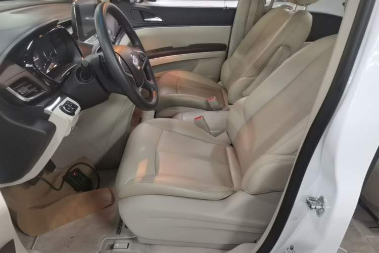 Used Buick GL8 2022 Land Cruiser Executive Class 652T Comfort Model Left Front Seat