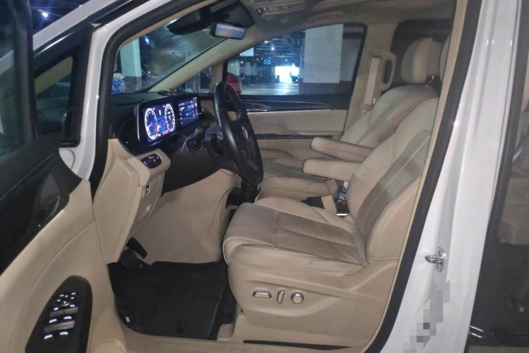 Used Buick GL8 2022 ES Landtrek 653T Luxury Edition Left Front Seat