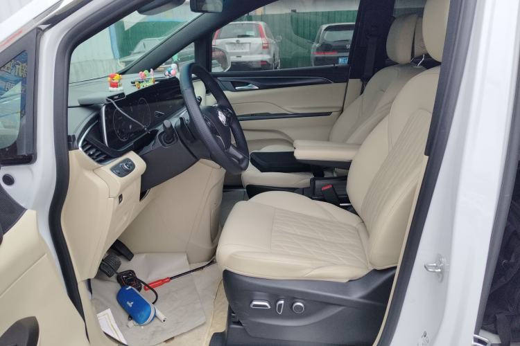 Used Buick GL8 2022 ES Land Cruiser 653T Luxury Model Left Front Seat