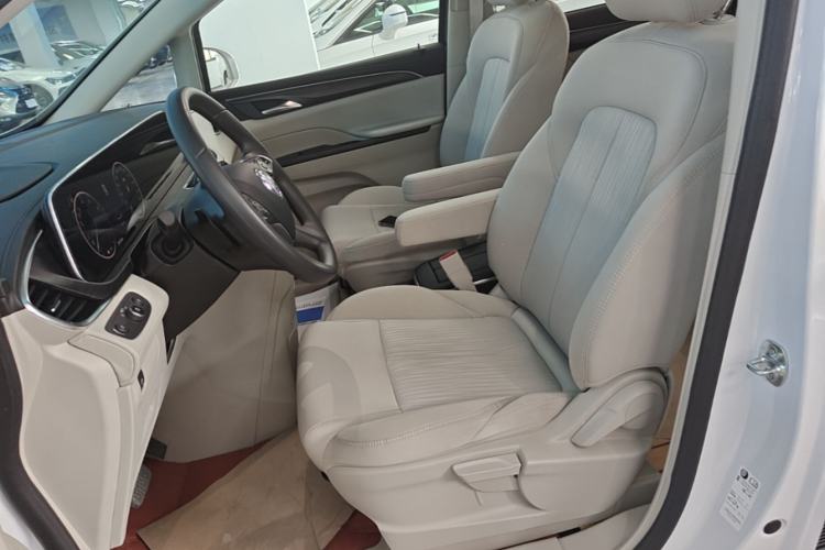 Used Buick GL8 2022 ES Landtrek 653T Comfort Edition Left Front Seat