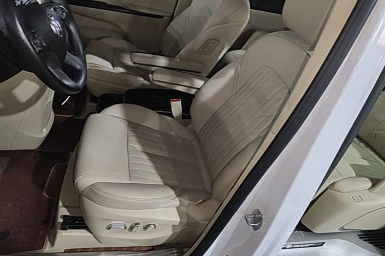 Used Buick GL8 2022 ES Land Cruiser 653T Luxury Model Left Front Seat