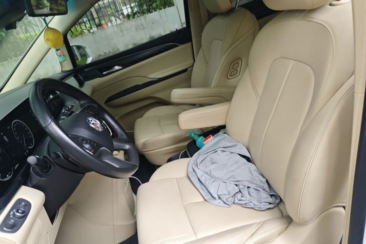 Used Buick GL8 2022 ES Landtrek 653T Luxury Edition Left Front Seat