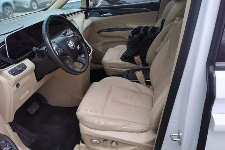 Used Buick GL8 2022 ES Landtrek 653T Luxury Edition Left Front Seat