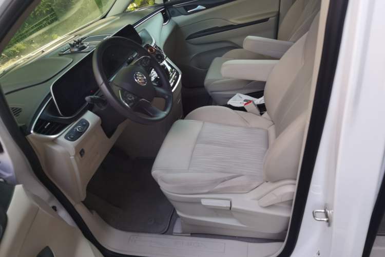 Used Buick GL8 2022 ES Landtrek 653T Comfort Edition Left Front Seat