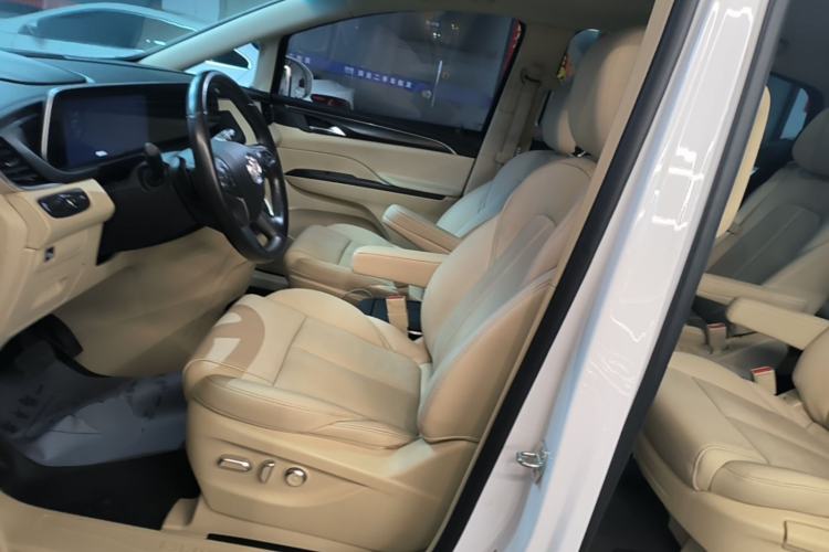 Used Buick GL8 2022 ES Landtrek 653T Luxury Edition Left Front Seat