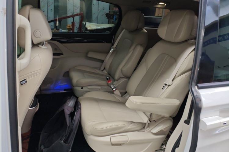Used Buick GL8 2022 ES Landtrek 653T Comfort Edition Left Rear Seat