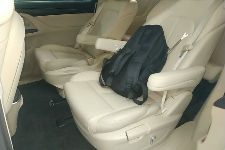 Used Buick GL8 2022 ES Landtrek 653T Luxury Edition Left Rear Seat