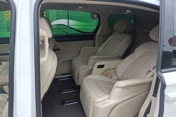 Used Buick GL8 2022 ES Landtrek 653T Luxury Edition Left Rear Seat