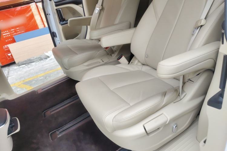 Used Buick GL8 2022 ES Landtrek 653T Luxury Edition Left Rear Seat
