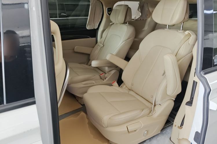 Used Buick GL8 2022 ES Landtrek 653T Luxury Edition Left Rear Seat
