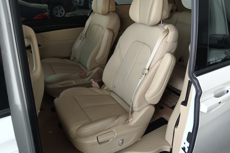 Used Buick GL8 2022 ES Landtrek 653T Luxury Edition Left Rear Seat