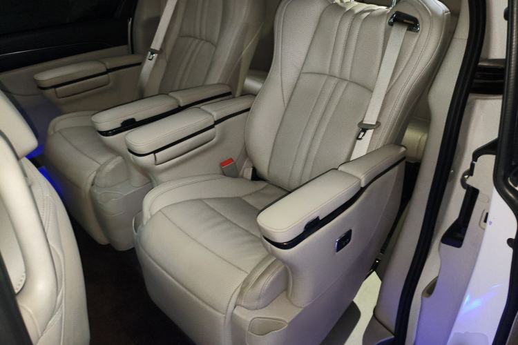 Used Buick GL8 2022 ES Landtrek 653T Comfort Edition Left Rear Seat