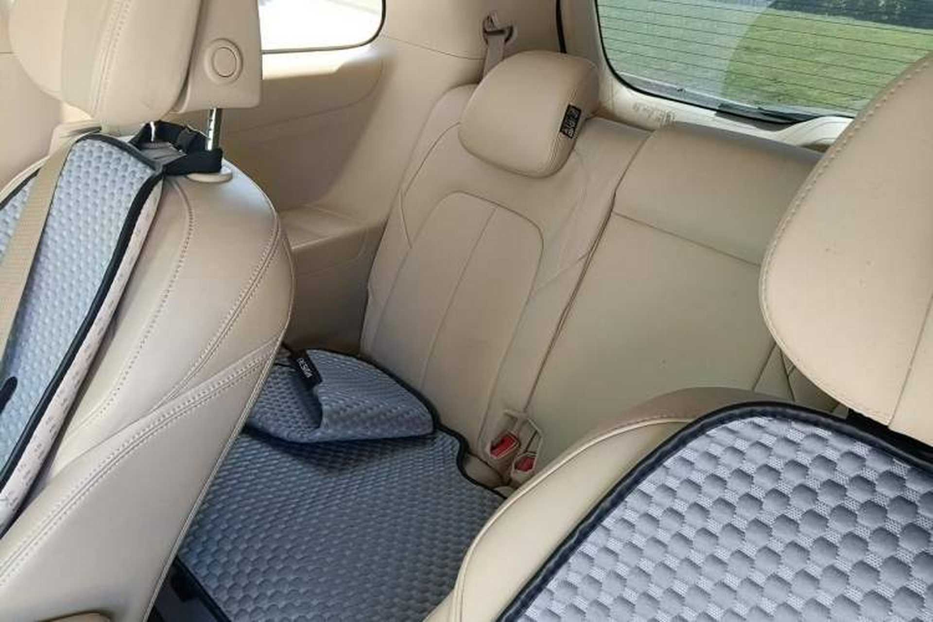 Used Buick GL8 2022 ES Landtrek 653T Luxury Edition Left Rear Seat
