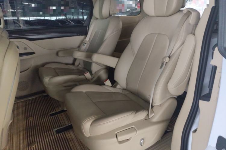 Used Buick GL8 2022 ES Landtrek 653T Luxury Edition Left Rear Seat