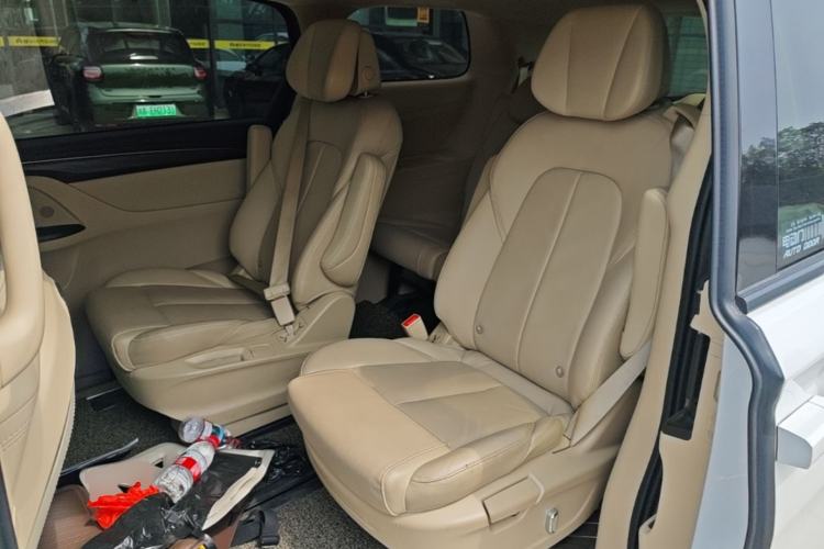 Used Buick GL8 2022 ES Landtrek 653T Luxury Edition Left Rear Seat