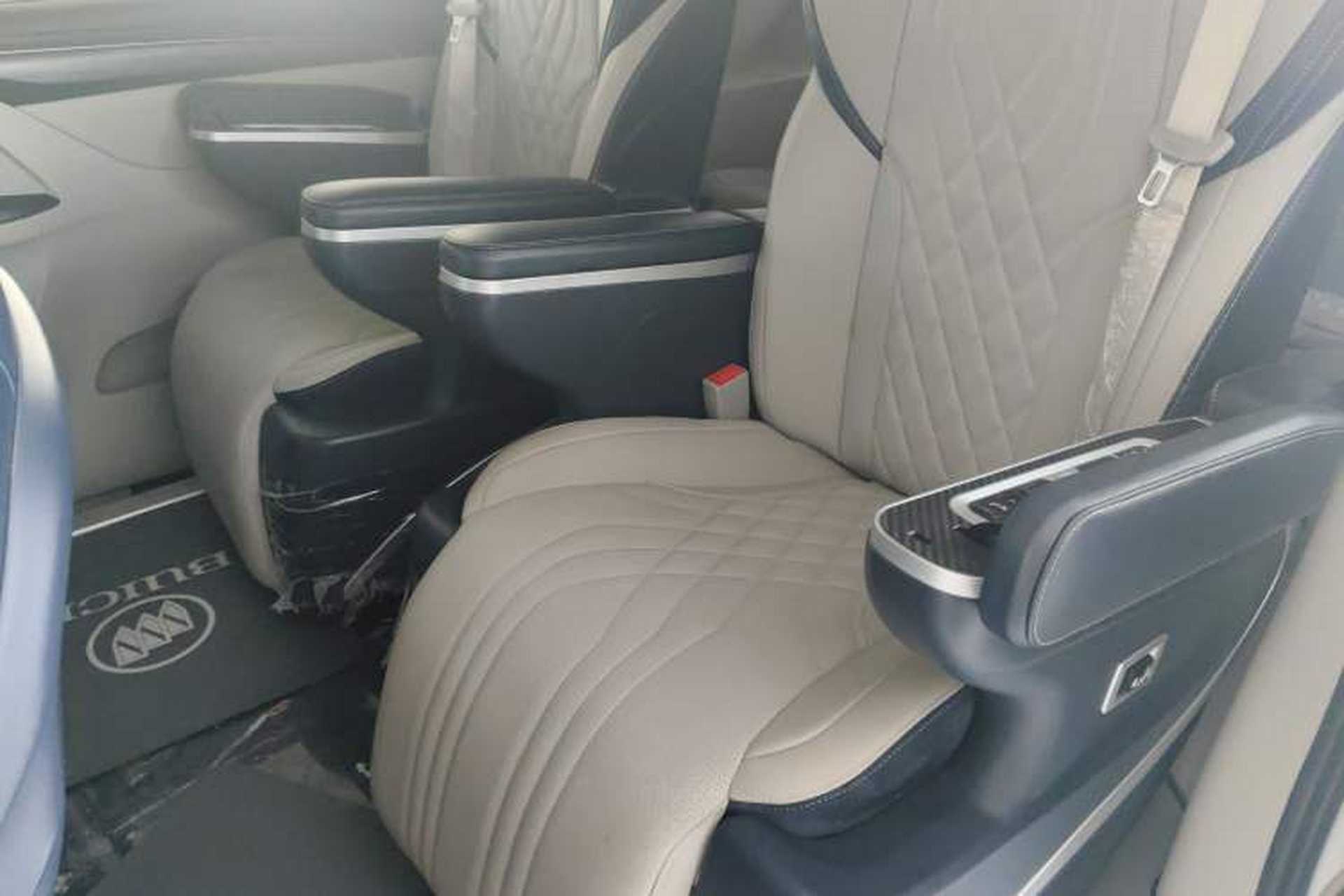 Used Buick GL8 2022 ES Landtrek 653T Comfort Edition Left Rear Seat