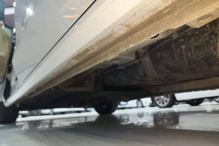 Used Buick GL8 2022 ES Land Cruiser 653T Luxury Model Left Side Sill