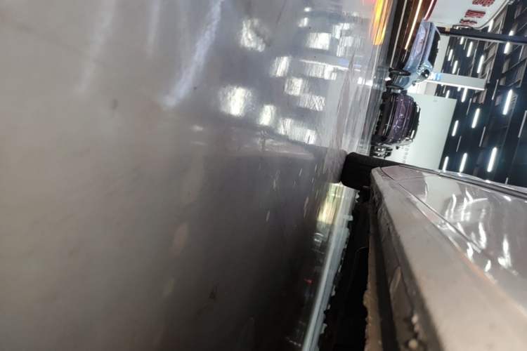 Used Buick GL8 2022 ES Landtrek 653T Comfort Edition Left Side Sill