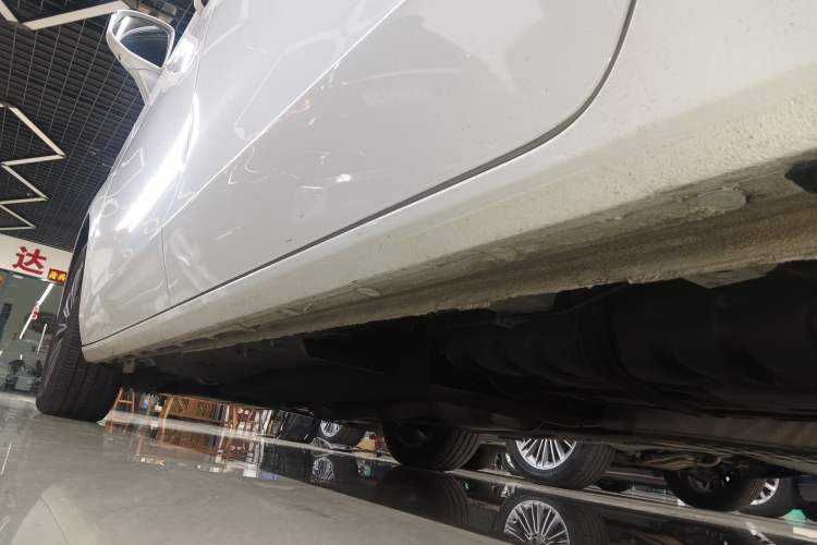 Used Buick GL8 2022 ES Land Cruiser 653T Luxury Model Left Side Sill