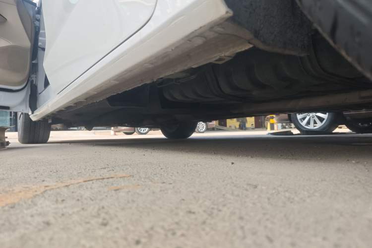 Used Buick GL8 2022 ES Land Cruiser 653T Luxury Model Left Side Sill