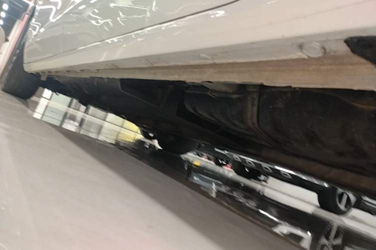 Used Buick GL8 2022 ES Landtrek 653T Comfort Edition Left Side Sill