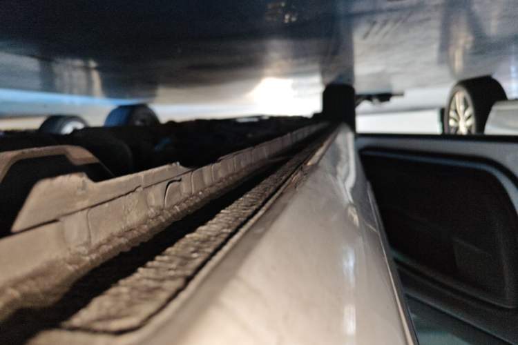 Used Buick GL8 2022 Land Business Class 652T Luxury Model Left Side Sill