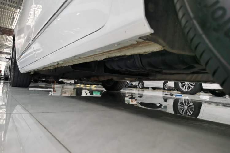 Used Buick GL8 2022 ES Landtrek 653T Flagship Model Left Side Sill