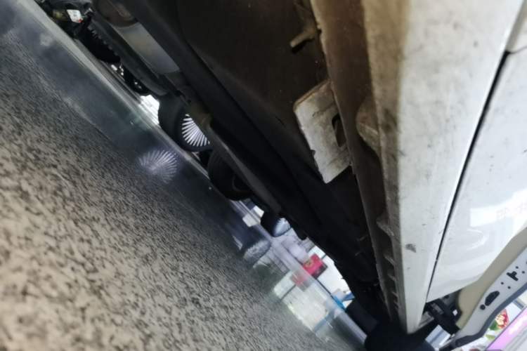 Used Buick GL8 2022 ES Land Cruiser 653T Luxury Model Left Side Sill