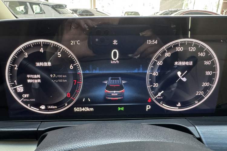 Used Buick GL8 2022 ES Landtrek 653T Luxury Edition Odometer Close Up