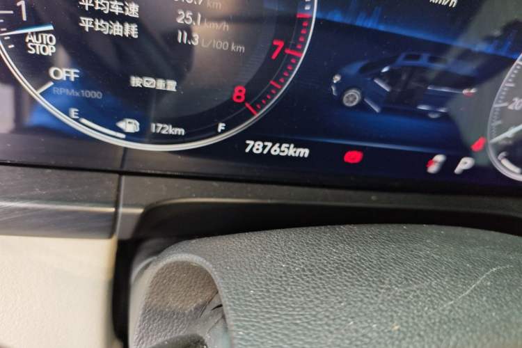 Used Buick GL8 2022 ES Landtrek 653T Comfort Edition Odometer Close Up