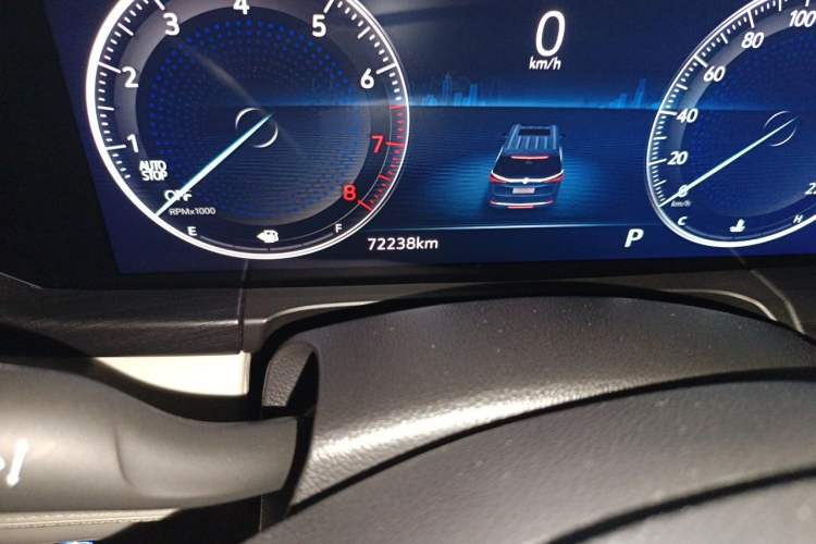 Used Buick GL8 2022 ES Landtrek 653T Comfort Edition Odometer Close Up