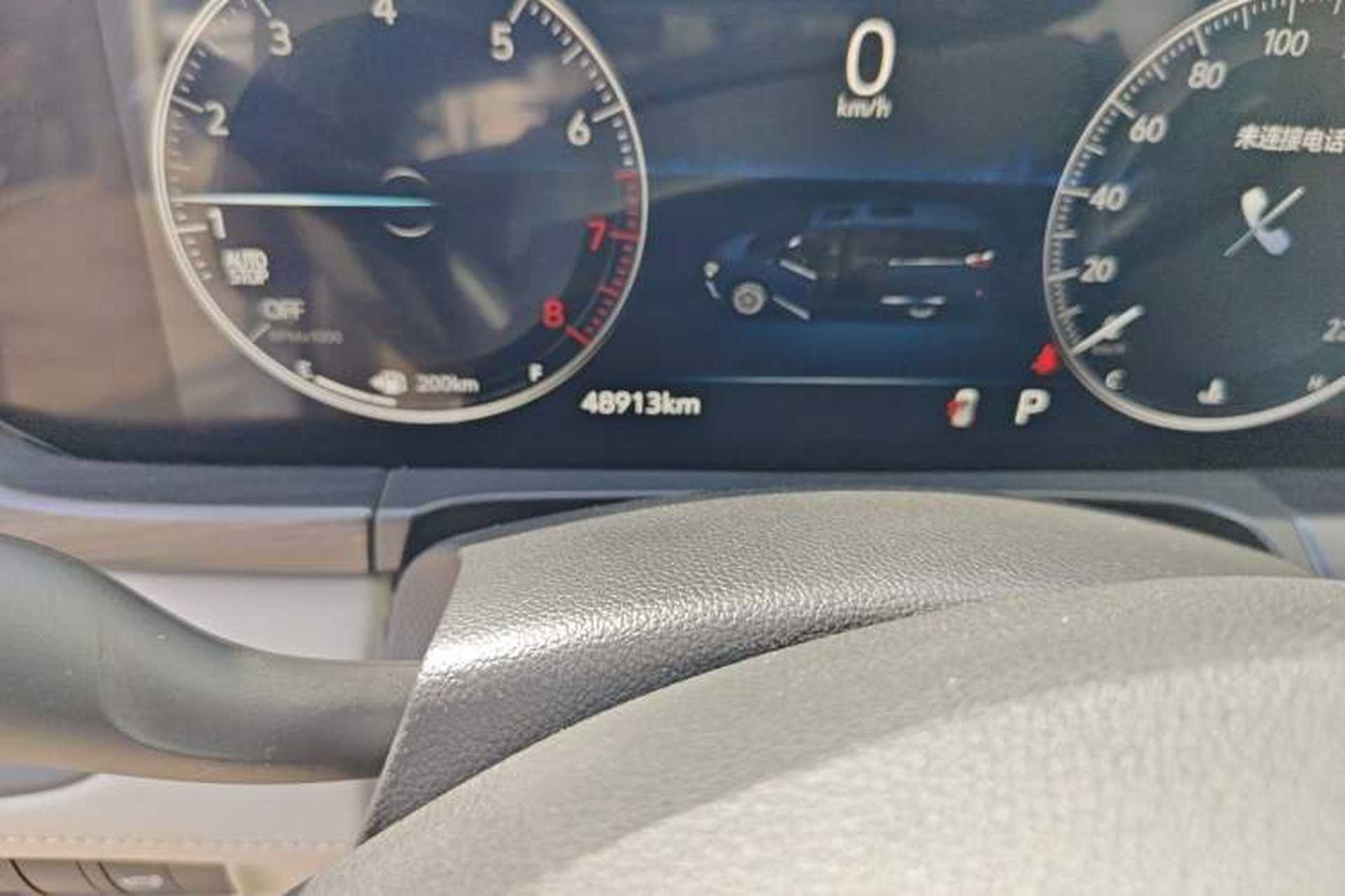 Used Buick GL8 2022 ES Landtrek 653T Comfort Edition Odometer Close Up