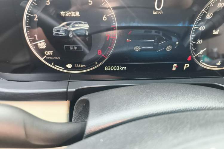 Used Buick GL8 2022 ES Landtrek 653T Luxury Edition Odometer Close Up