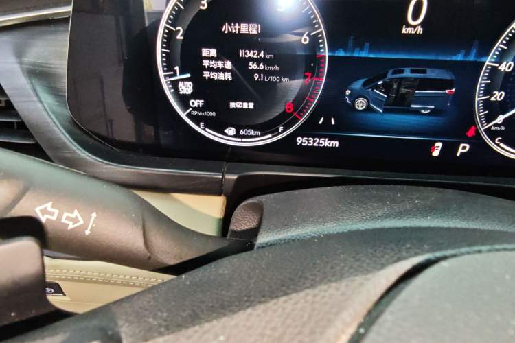 Used Buick GL8 2022 ES Land Cruiser 653T Luxury Model Odometer Close Up