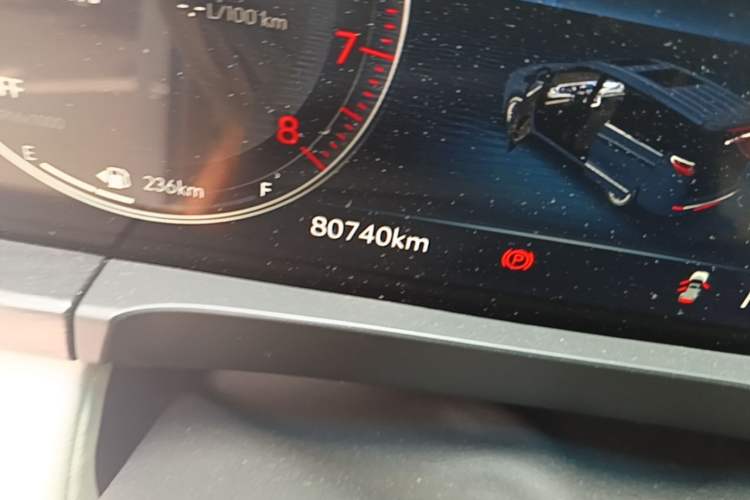 Used Buick GL8 2022 ES Landtrek 653T Comfort Edition Odometer Close Up
