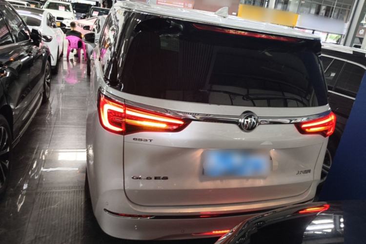 Used Buick GL8 2022 ES Landtrek 653T Luxury Edition Rear