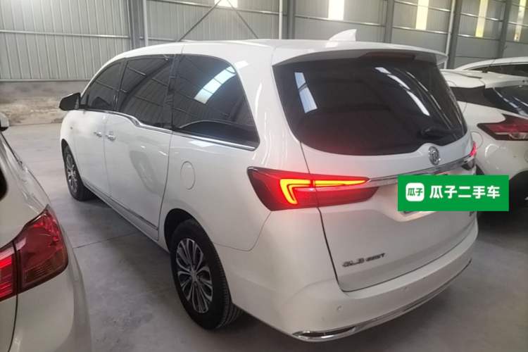 Used Buick GL8 2022 Land Business Class 652T Luxury Model Rear Left 45 Deg