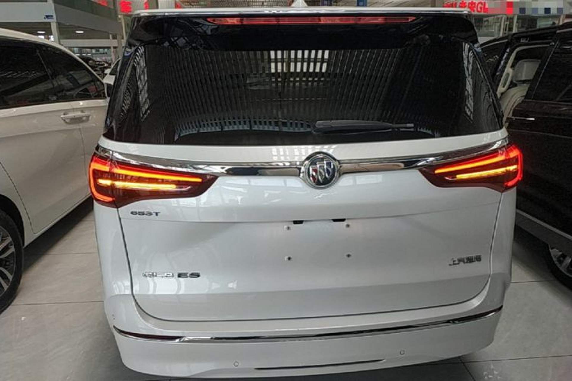 Used Buick GL8 2022 ES Landtrek 653T Luxury Edition Rear