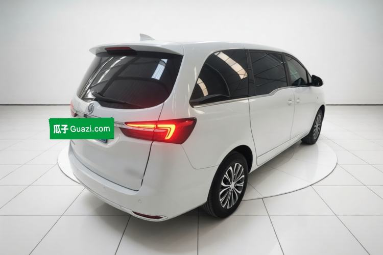 Used Buick GL8 2022 Land Business Class 652T Luxury Model Rear Right 45 Deg