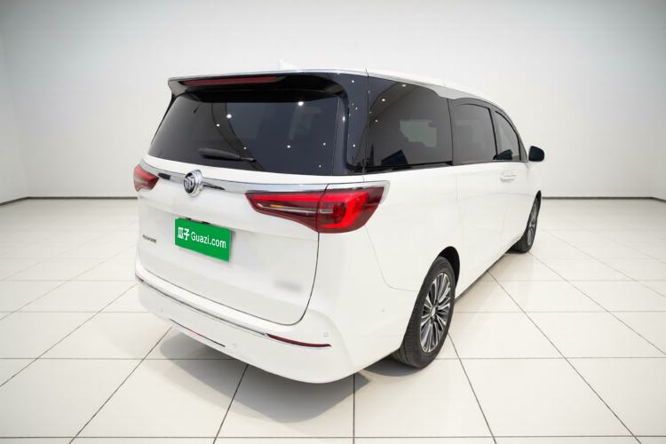 Used Buick GL8 2022 ES Land Cruiser 653T Luxury Model Rear Right 45 Deg