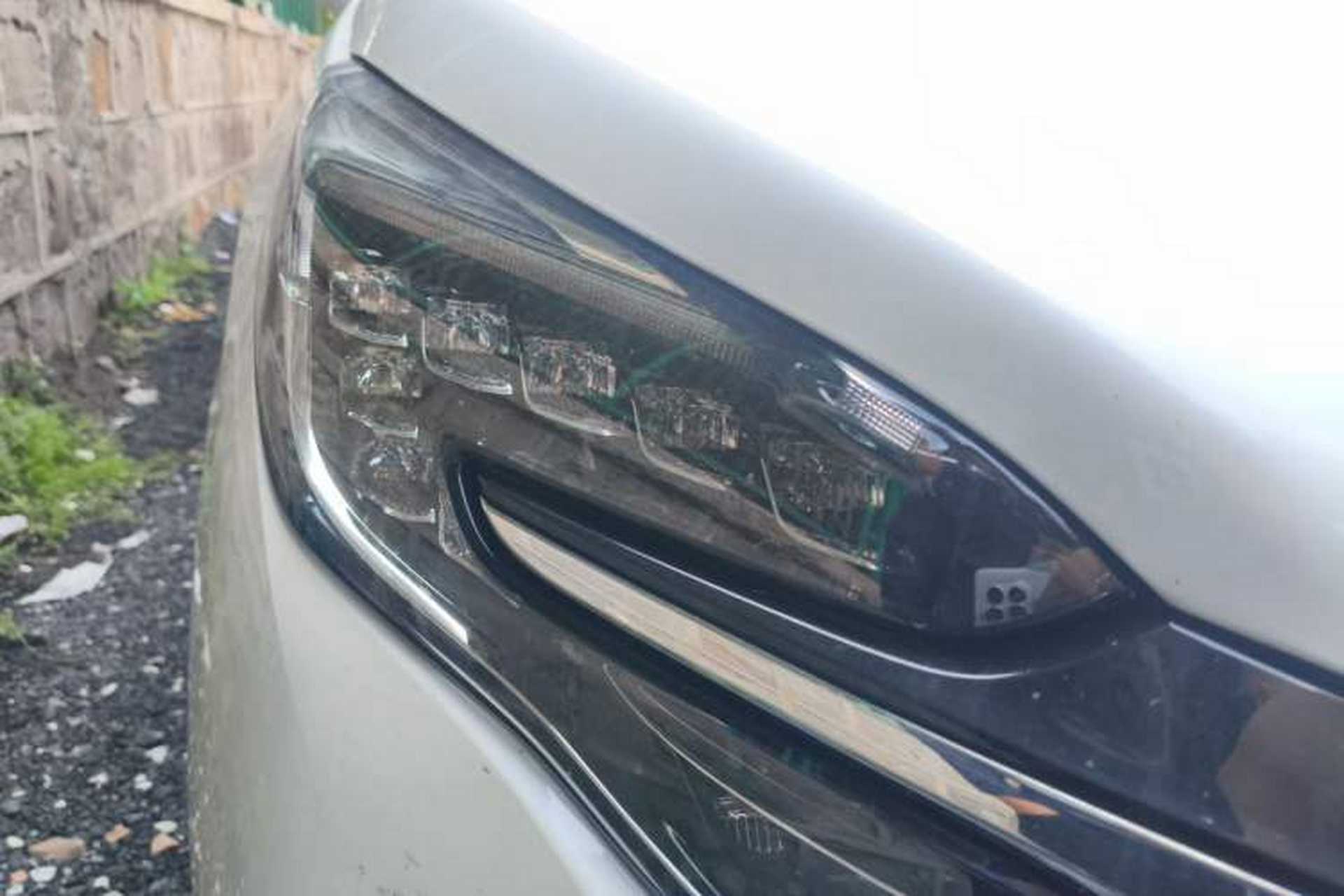 Used Buick GL8 2022 ES Landtrek 653T Luxury Edition Right Front Headlight