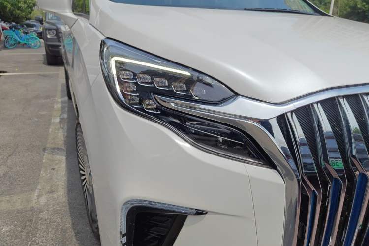 Used Buick GL8 2022 ES Landtrek 653T Luxury Edition Right Front Headlight