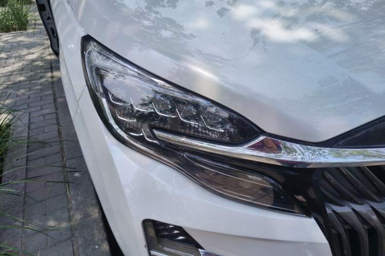 Used Buick GL8 2022 ES Landtrek 653T Comfort Edition Right Front Headlight