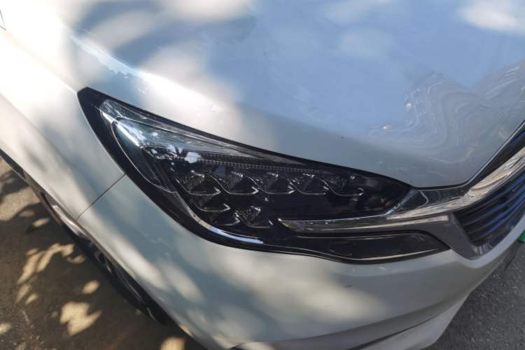 Used Buick GL8 2022 ES Landtrek 653T Comfort Edition Right Front Headlight