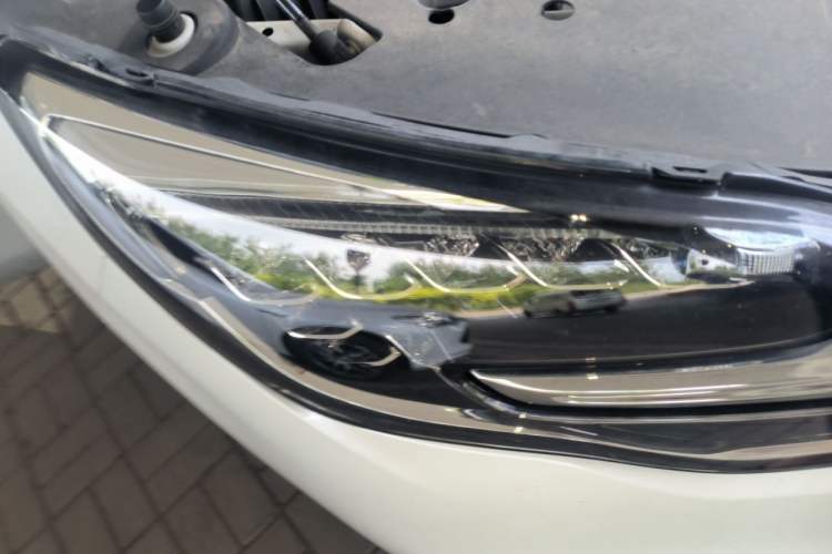 Used Buick GL8 2022 ES Land Cruiser 653T Luxury Model Right Front Headlight
