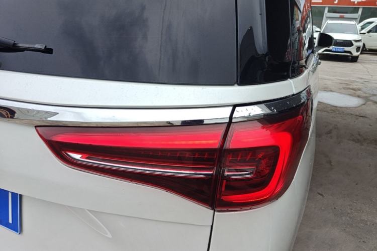 Used Buick GL8 2022 ES Landtrek 653T Comfort Edition Right Rear Taillight