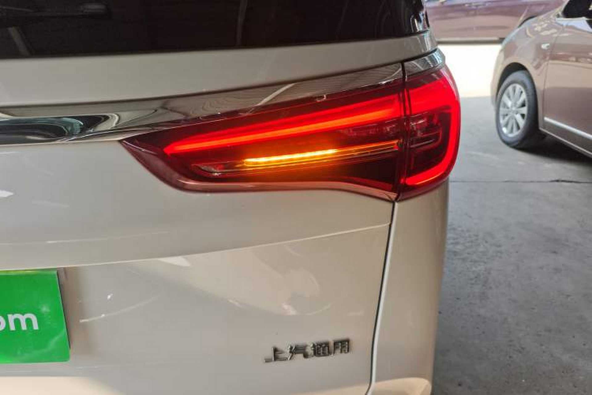 Used Buick GL8 2022 ES Land Cruiser 653T Luxury Model Right Rear Taillight