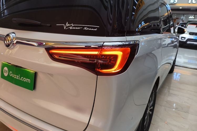Used Buick GL8 2022 ES Landtrek 653T Luxury Edition Right Rear Taillight