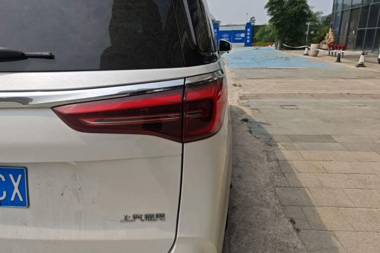 Used Buick GL8 2022 ES Landtrek 653T Luxury Edition Right Rear Taillight