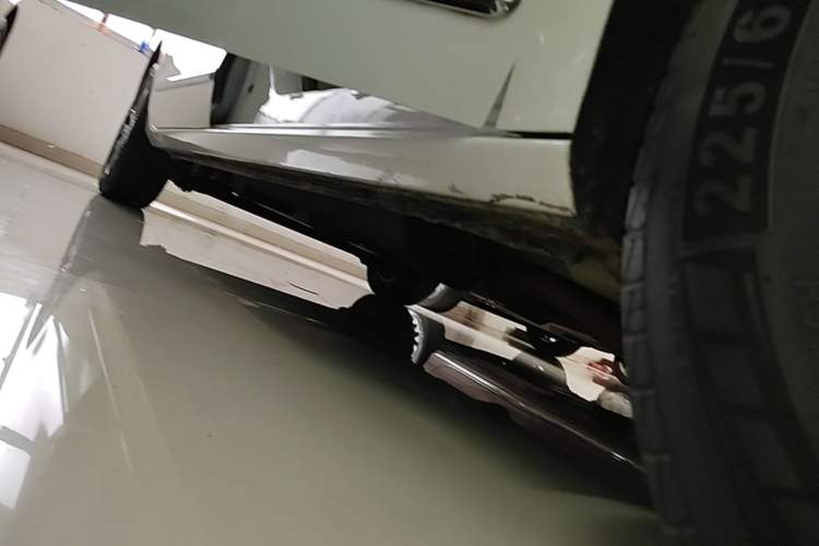 Used Buick GL8 2022 Land Business Class 652T Luxury Model Right Side Sill